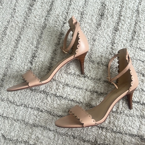 Coach Blush Pink Leather Scalloped Studded Ankle Strap Heels – Size 6.5B - Picture 9 of 13